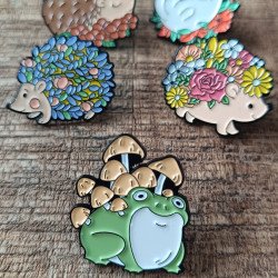 grenouille de la foret avec la collection du thème foret enchantée